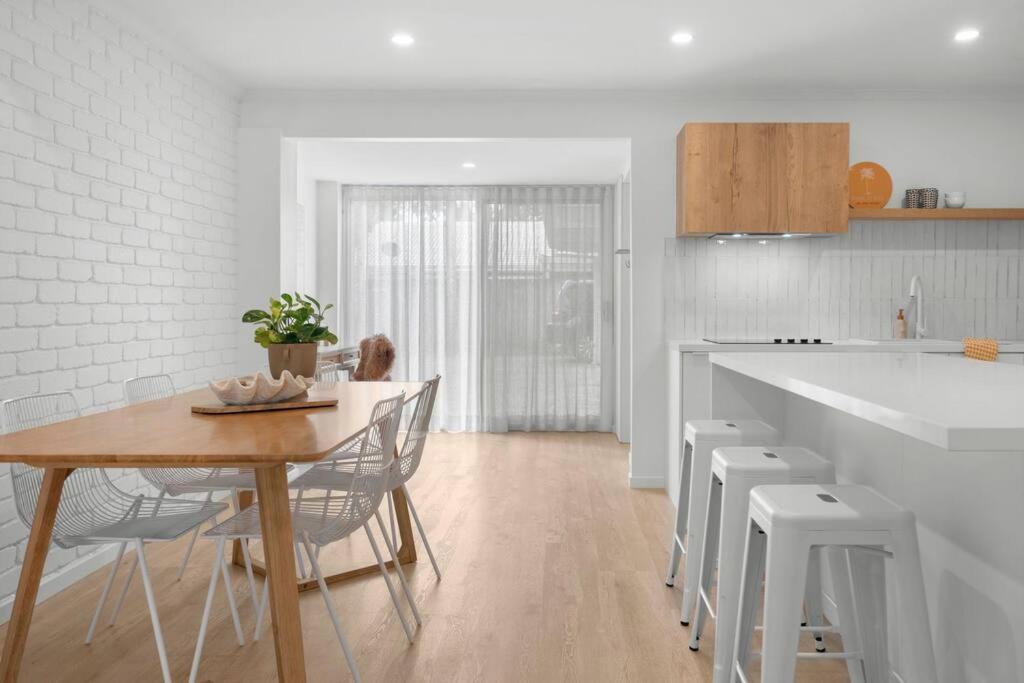Vibes At Five Noosa Apartment Noosaville Exterior foto